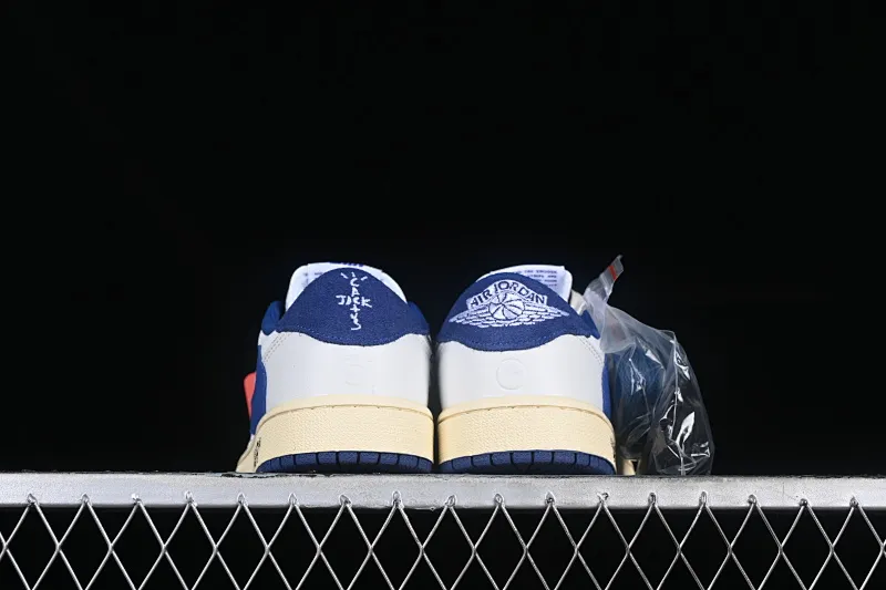 All categories Air Jordan Jordan series basketball shoes Air Jordan 1 Low Travis Scott x Air Jordan 1 Low OG AJ1 Joe 1 undercut low top DH7890-111